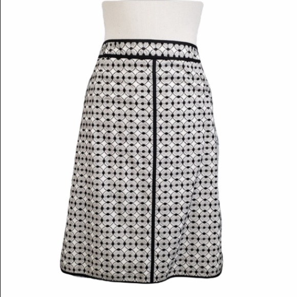 Talbots Dresses & Skirts - Talbots | Geometric Circle Embroidered Pencil Skirt Black/White 2